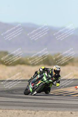 media/Dec-04-2025-Racers Edge (Thu) [[5ebc9f124d]]/3-B Group/2-Session 1 (Turn 4 Entry)/